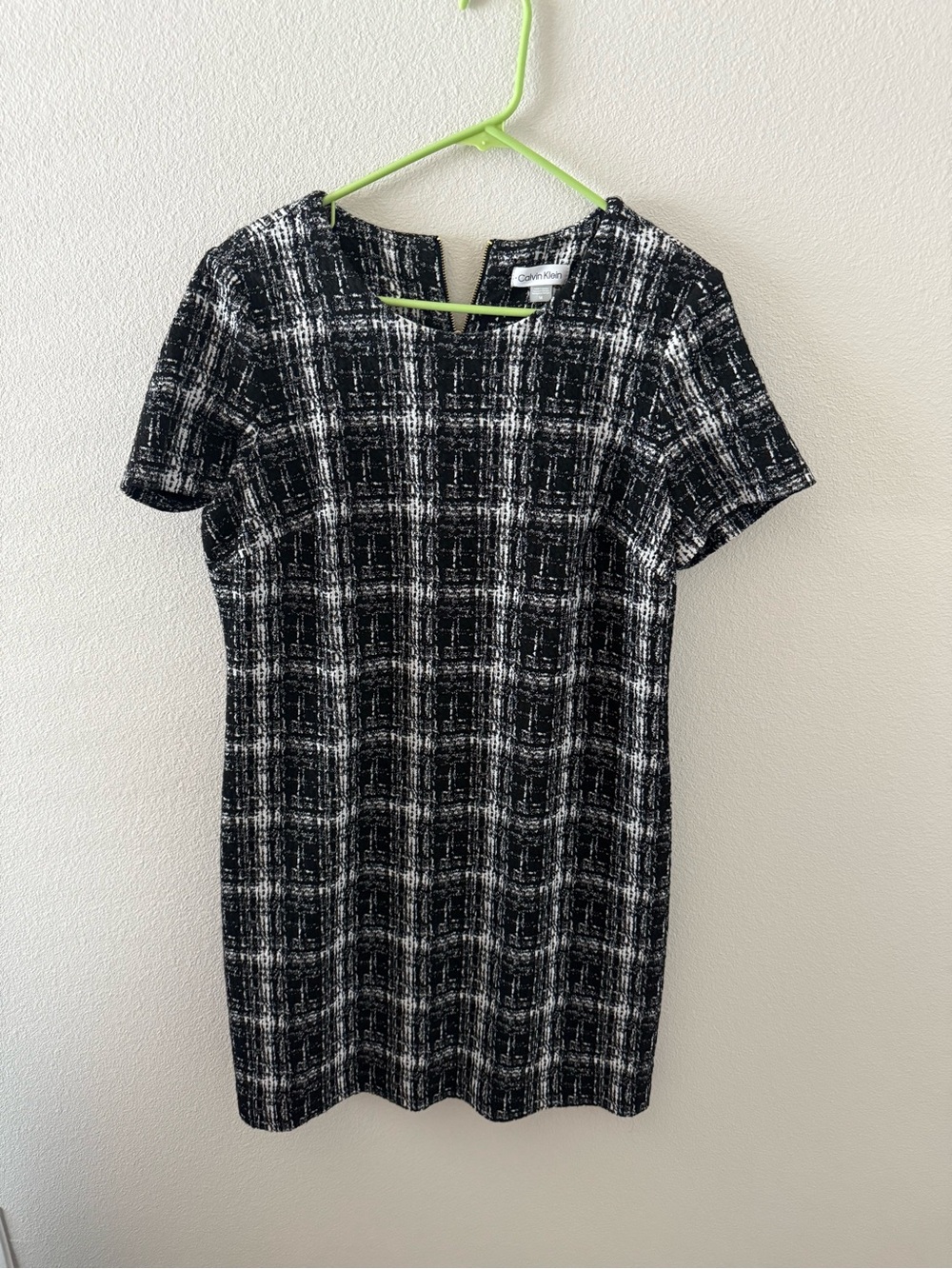Calvin Klein Black & White Plaid Short Sleeve Sheath Dress